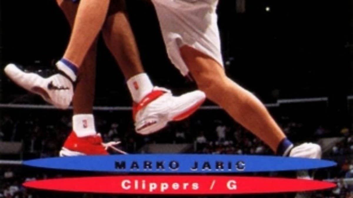 Marko Jaric is spotted in an OG pair of the Nike Air Foamposite Pro to headline this week's Kicks on Cards Collection.