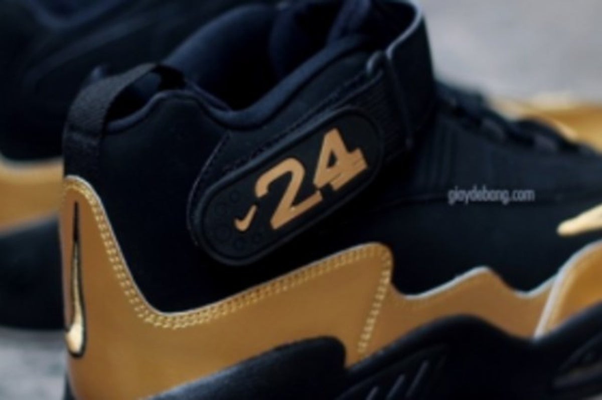 Nike Air Griffey Max 1 - Black / Metallic Gold 354912006