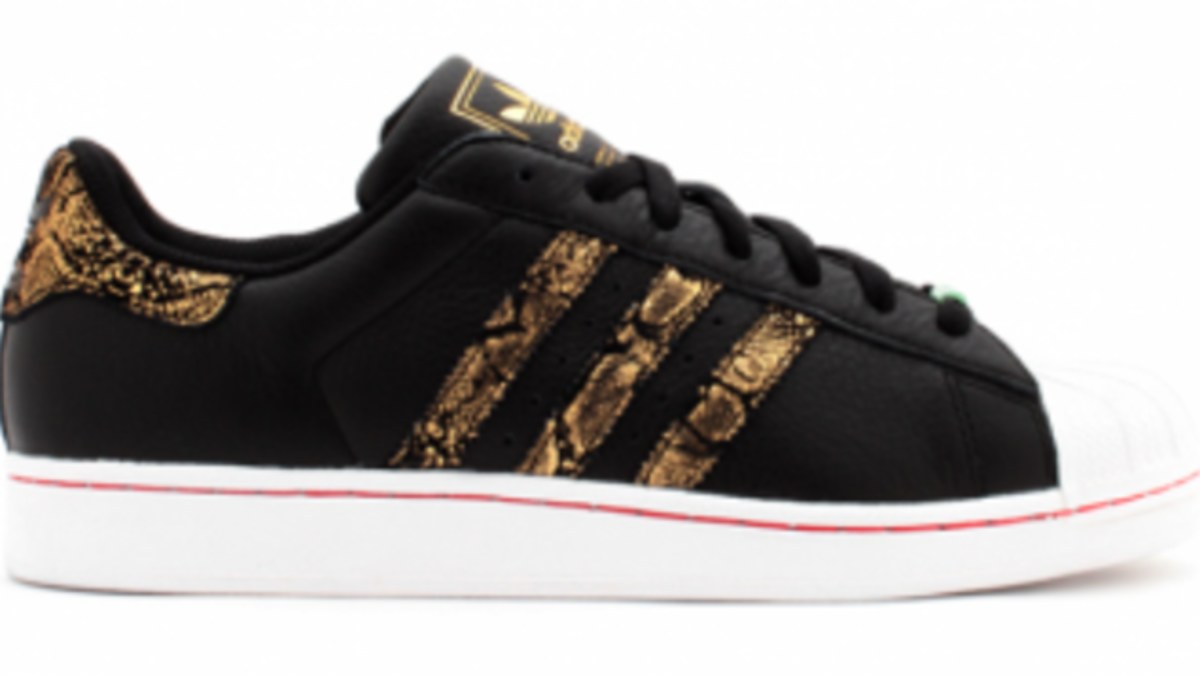 Adidas superstar metallic clearance snake shoes kids'