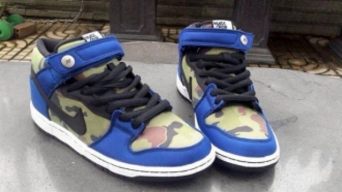 We continue the onslaught of Nike SB unveilings with a look at the upcoming "Made for Skate" Nike SB Dunk Mid.