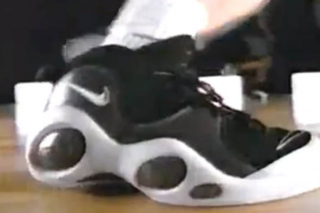 Jason kidd hot sale sneakers 1995