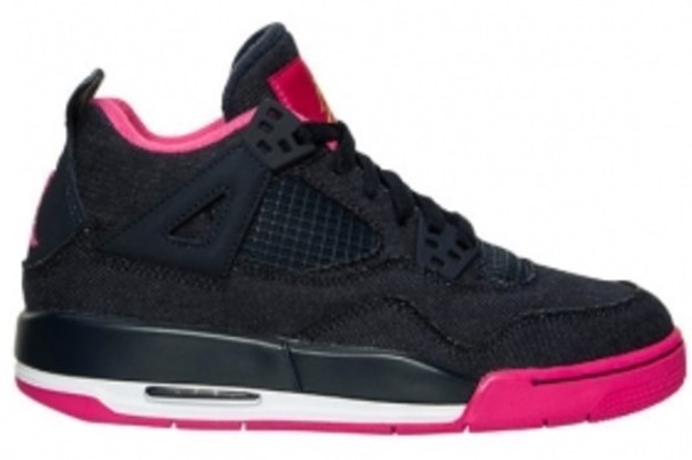 Jordan retro clearance black and pink