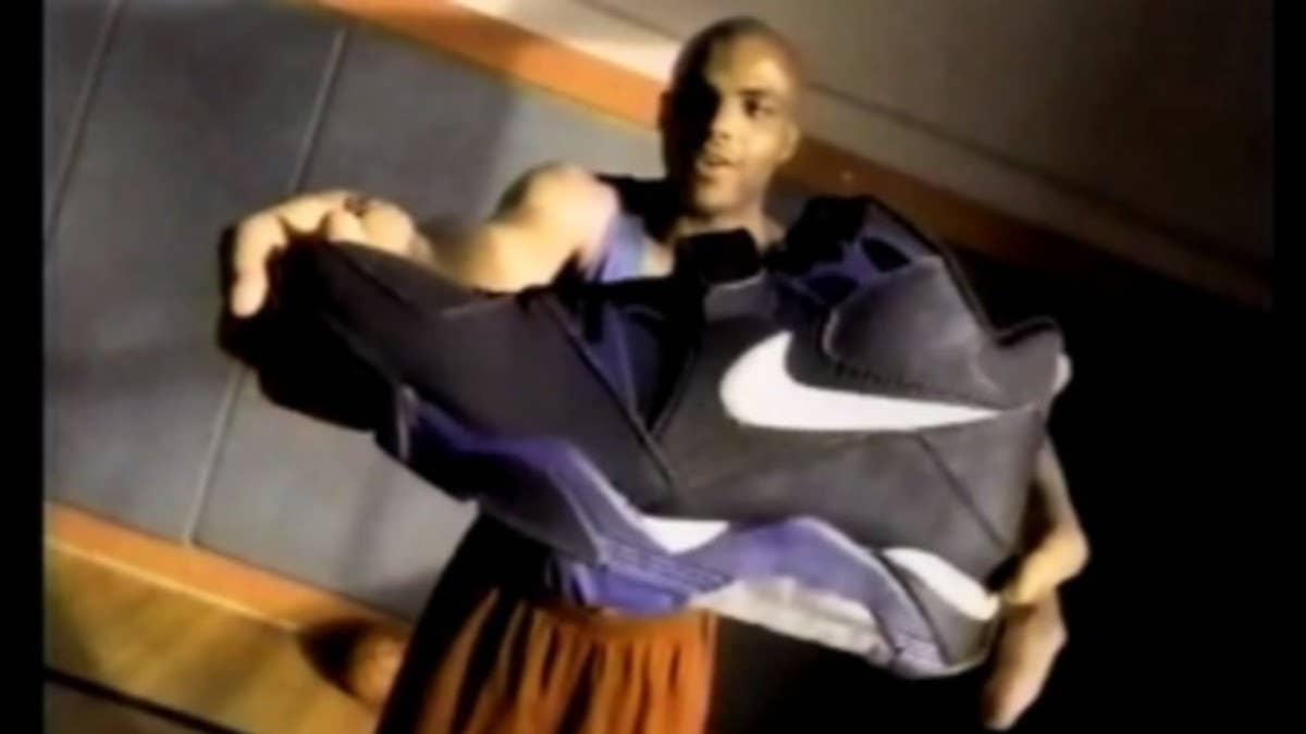 Sir Charles explains what it takes to be a great rebounder while wearing the classic Nike Air Force 180 Mid.