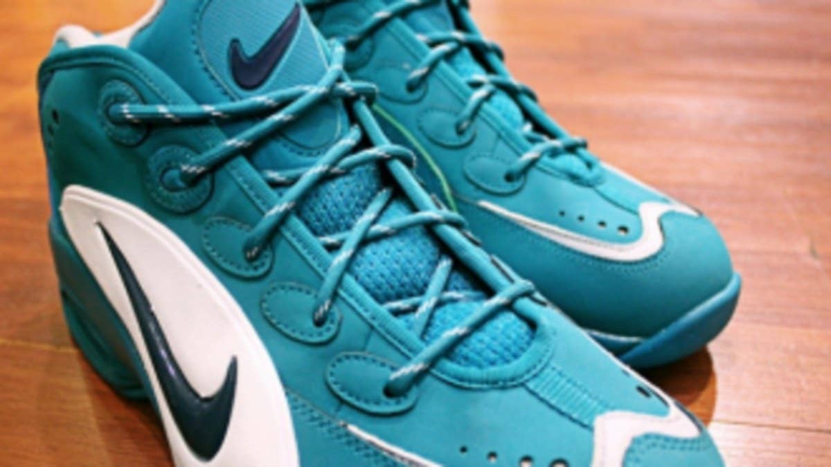 Possibly one of several color schemes scheduled to release later this year, enjoy a never before seen look at this teal-based Air Way Up by Nike Sportswear.