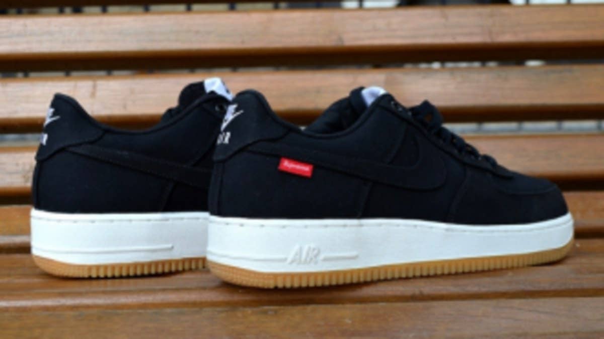 Easily the most anticipated Air Force 1 releease we've seen in quite some time, today brings us another detailed look at the upcoming Supreme x Nike AF1 in black.  