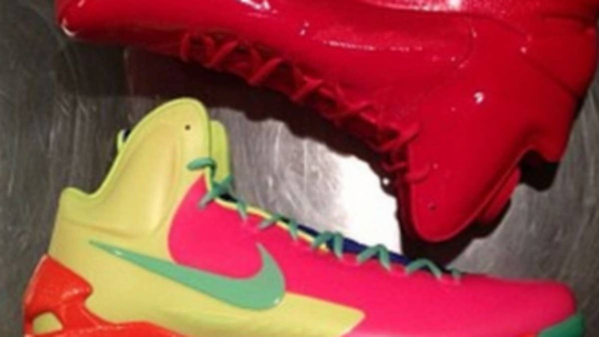 This week's Kevin Durant news brings us a look at a never before seen multi-color KD V by Nike Basketball.