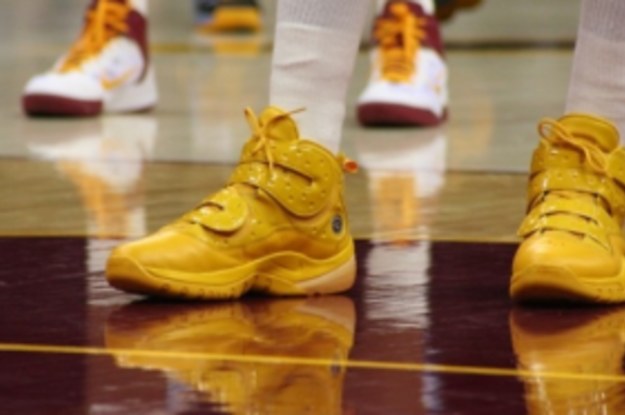 J.J. Hickson Laces Up His Golden Zoom Sharkleys Complex