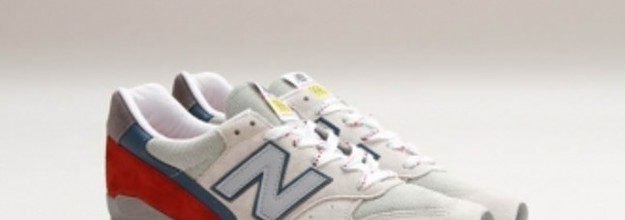 New balance 996 hotsell beige red