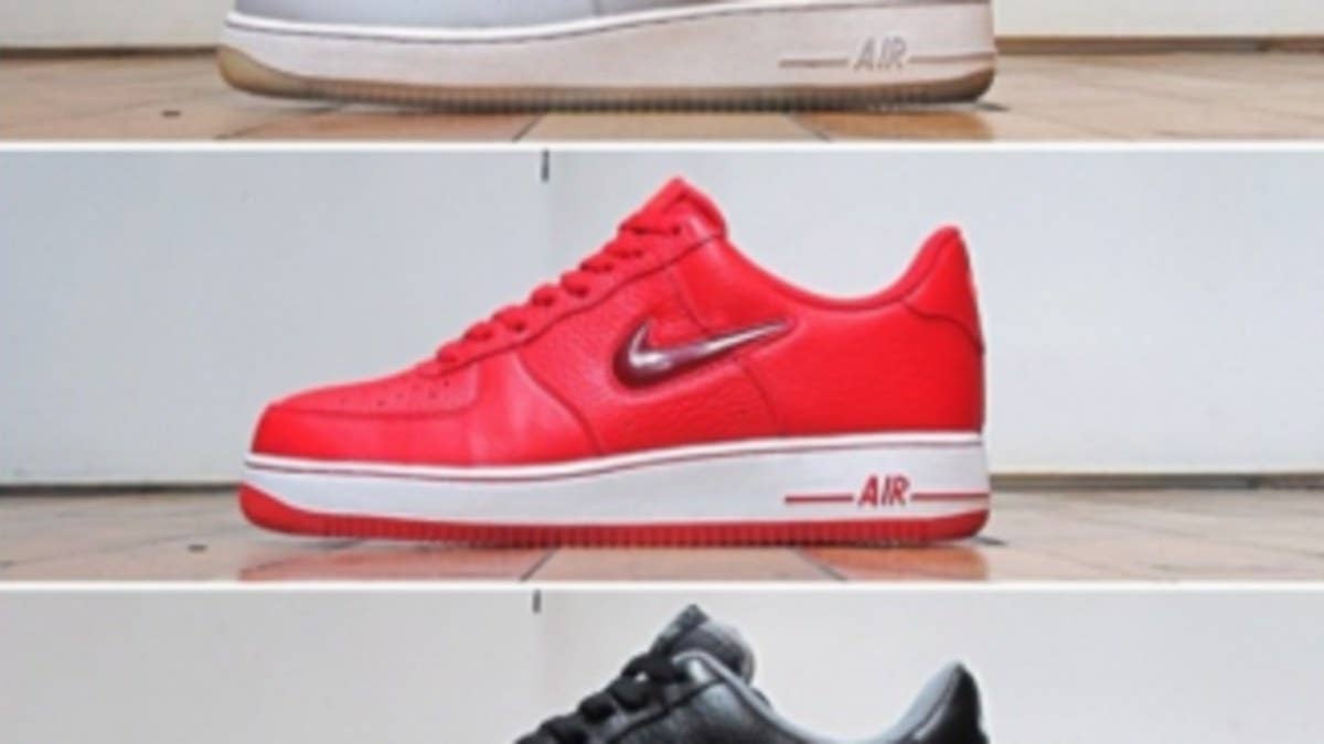 The always loved "Jewel" Air Force 1 Low has made it's way back to retail for 2012.