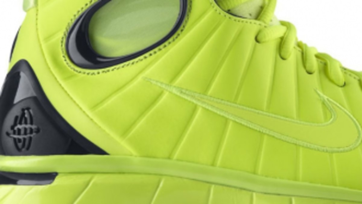 Nike huarache 2k4 volt release clearance date