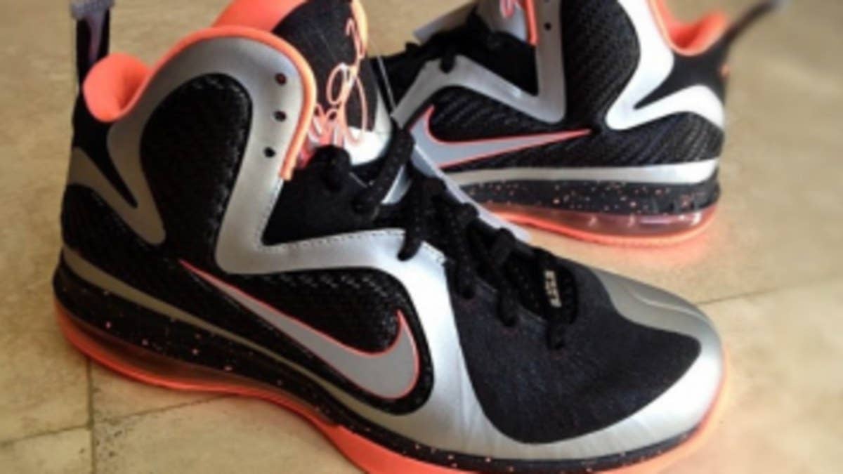 An early look at one of the LeBron 9 colorways set to release next year.