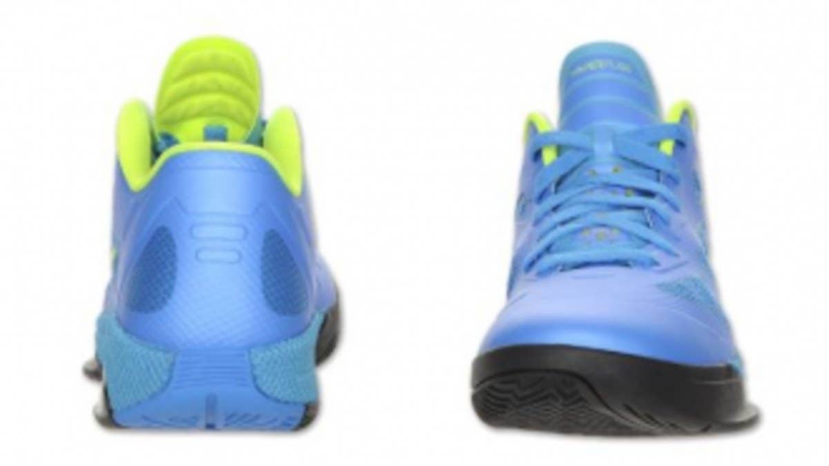 Nike isn't set to officially launch the Zoom Hyperfuse 2011 and Hyperfuse 2011 Low until July 15th, but Finishline gets an early jump on things by releasing another colorway of the latter.