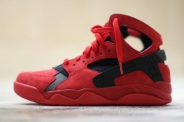 Red/Black Nike Air Flight Huaraches Hit Early | Complex