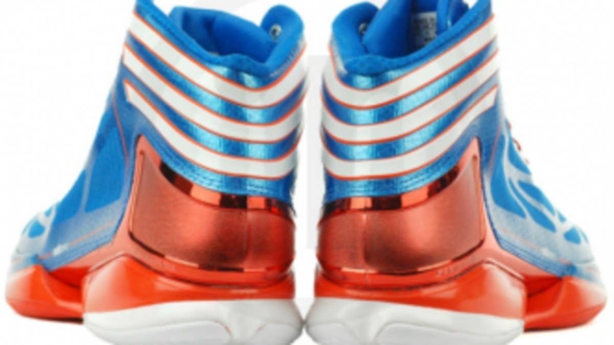 The vibrant, city-inspired colorways of the Crazy Light 2 and Top Ten 2000 we've previewed in recent weeks are actually part of an upcoming adidas pack dubbed "Bright Lights, Big City."