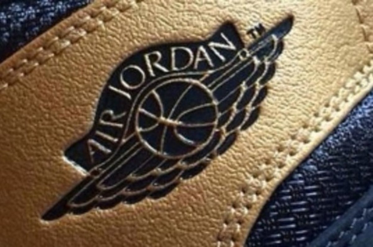 Carmelo Anthony Does Indeed Have an Air Jordan 1