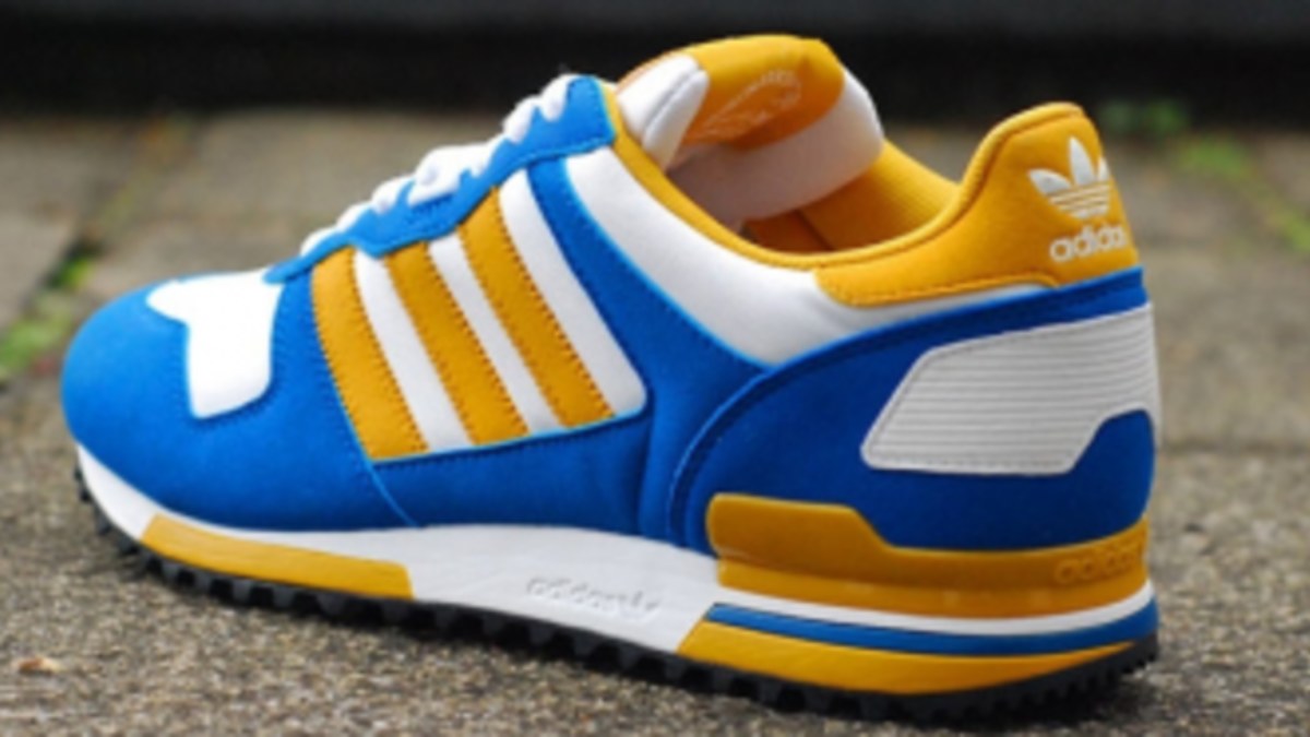 adidas Originals ZX 700 - White / Royal / Gold | Complex