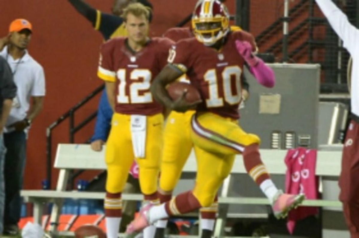 RG3 runs for 138 yards; Redskins top Vikings, 38-26