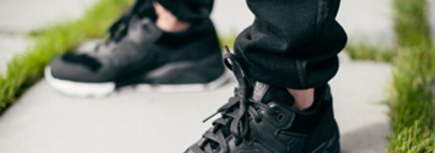 Blackout wings + horns outlet x new balance mt580