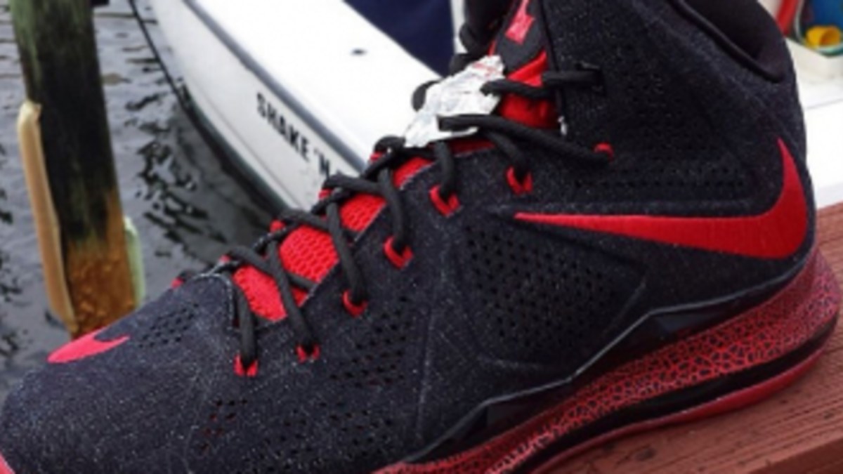 Lebron 10 hot sale red and black