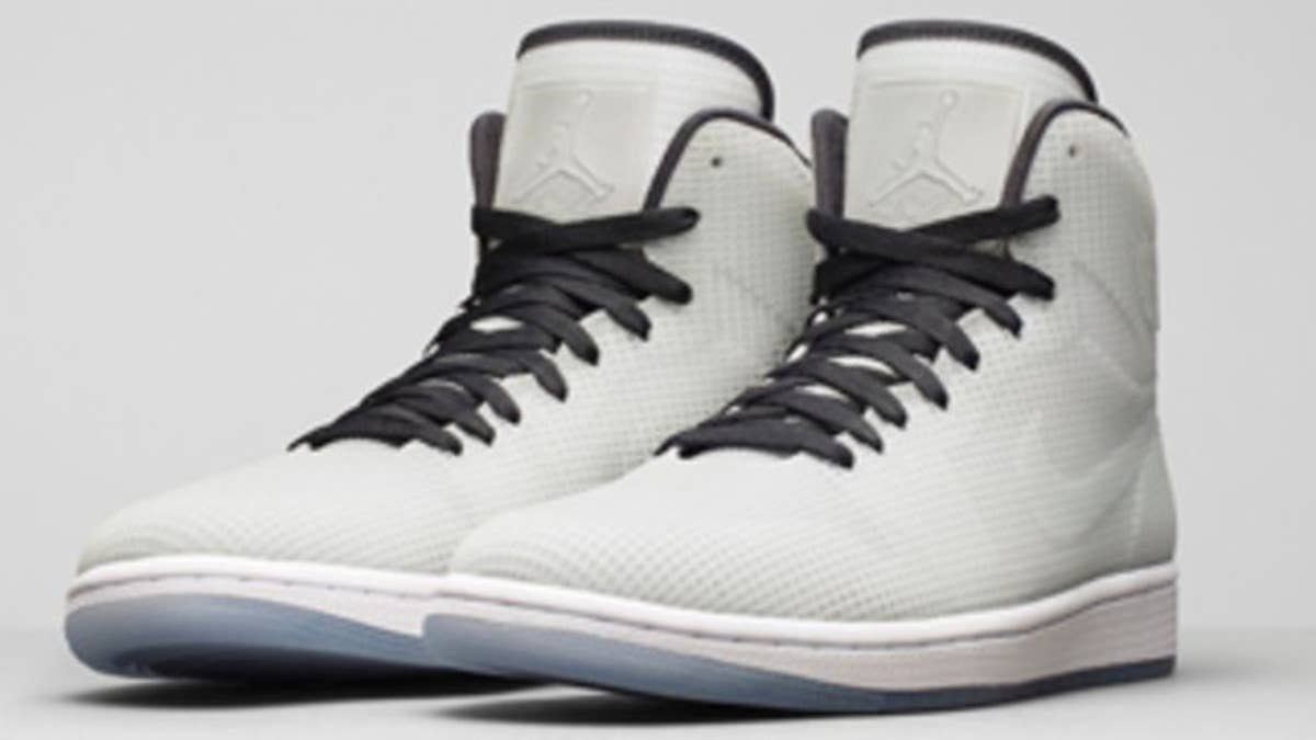 The latest Air Jordan 4LAB1 gets the glow-in-the-dark treatment.