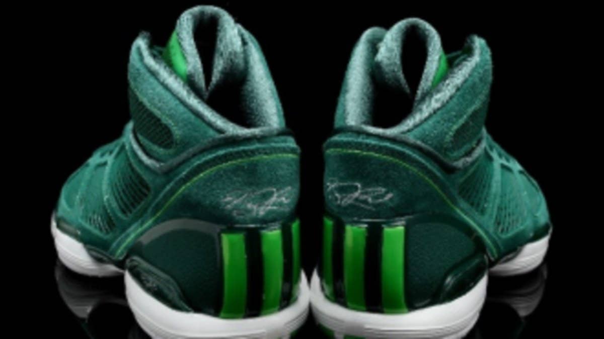 Derrick Rose will wear this green-based colorway of the adiZero Rose 1.5 in his St. Patrick's Day match-up against Deron Williams.
