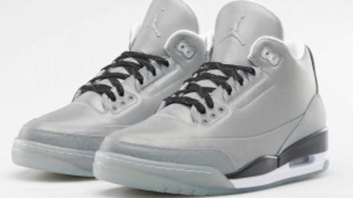 Official Images and Release Info for the Reflective Air Jordan