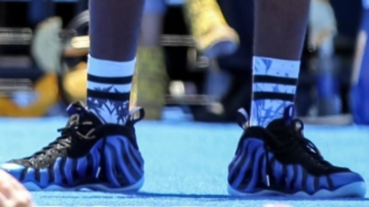 Andre Iguodala u0026amp; Draymond Green Wore 'Sharpie' Foamposites to the  Championship Parade | Complex