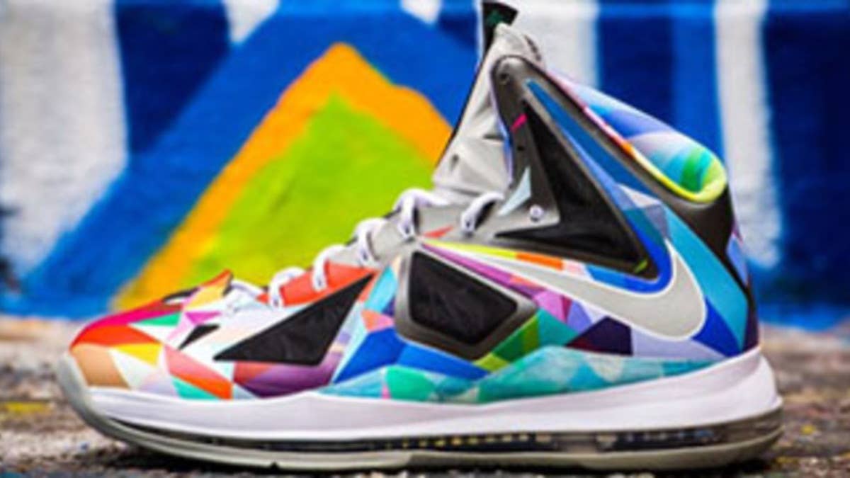 Customizer ROM has used his creative mind on the LeBron 10 for his latest work.