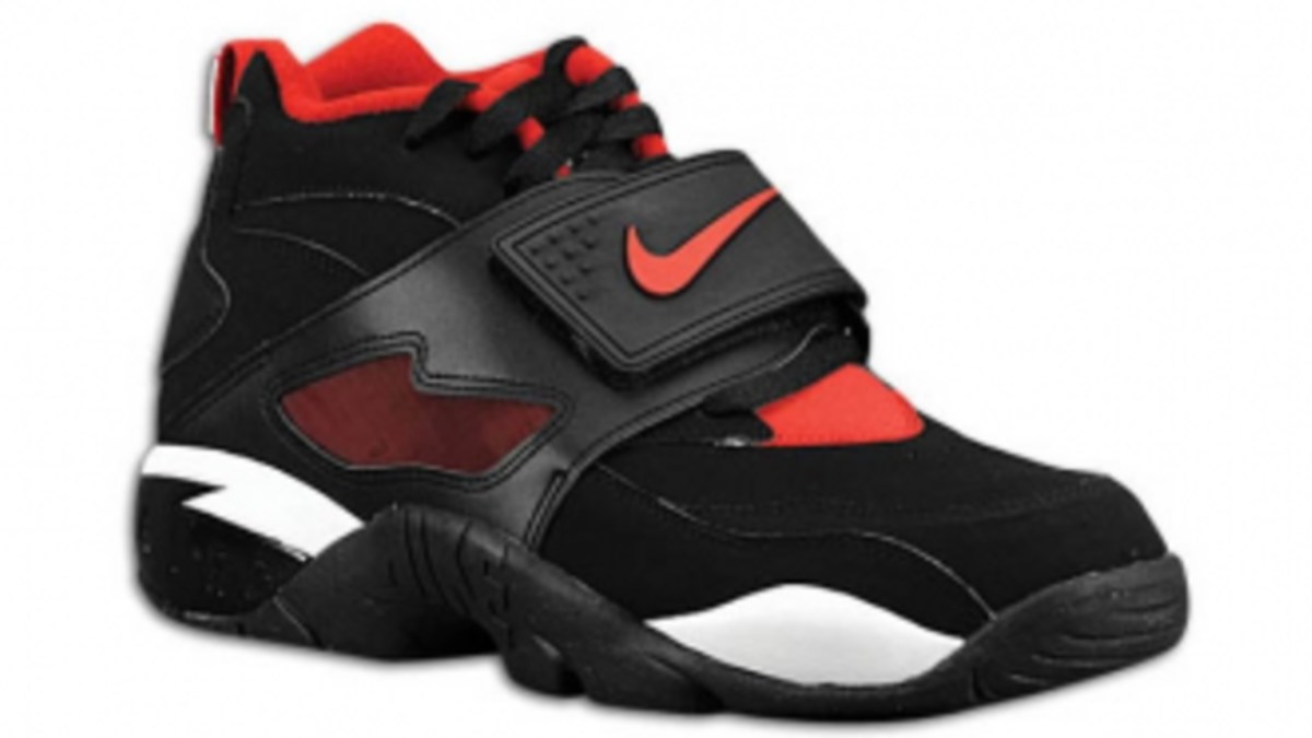 Nike Air Max Diamond Turf Black Varsity Red White Complex