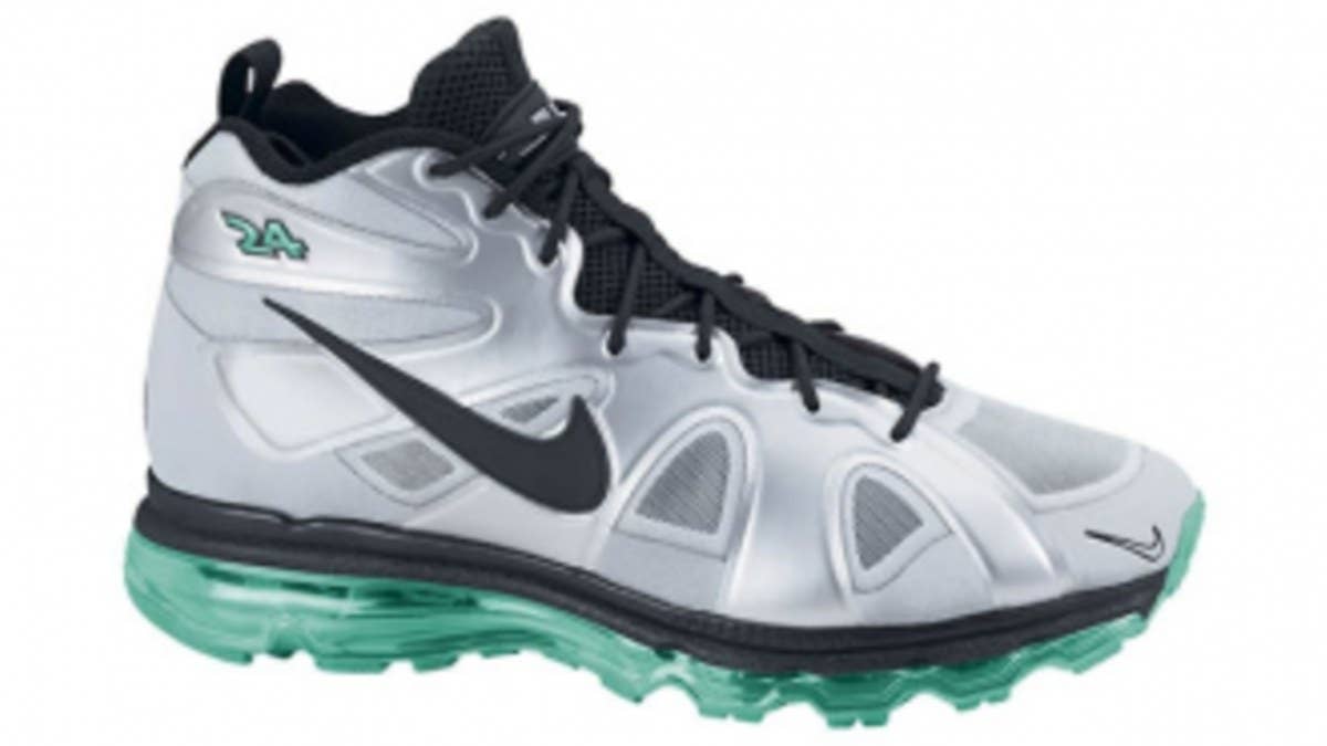 Ken Griffey Jr.'s latest Nike shoe preps for another release early next month.