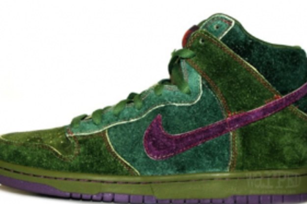 nike dunk purple skunk