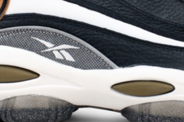 hrx retro basketball sneakers