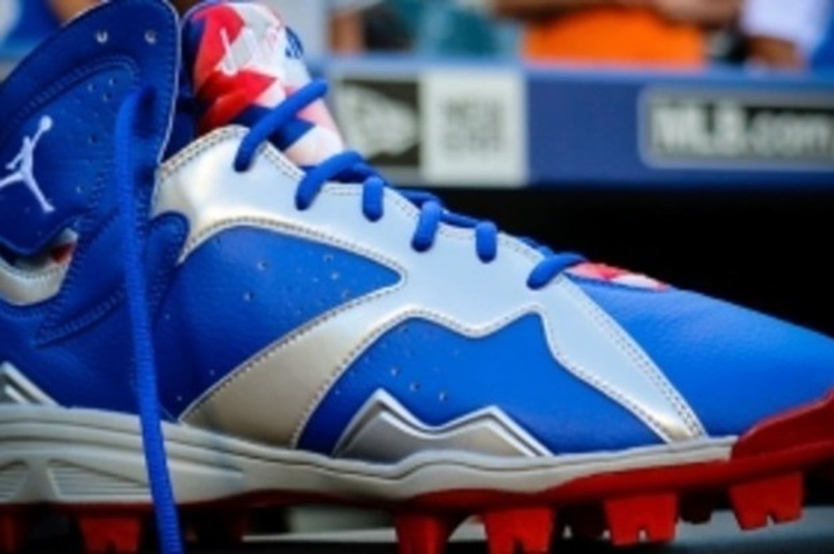 Carl Crawford's Air Jordan 7 “Dodgers” PE Cleats •