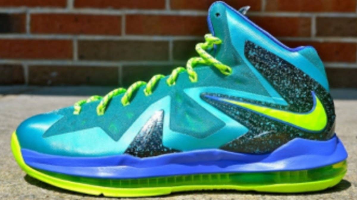 This weekend, the Nike LeBron X PS Elite will arrive at retailers in this eye-catching new colorway.