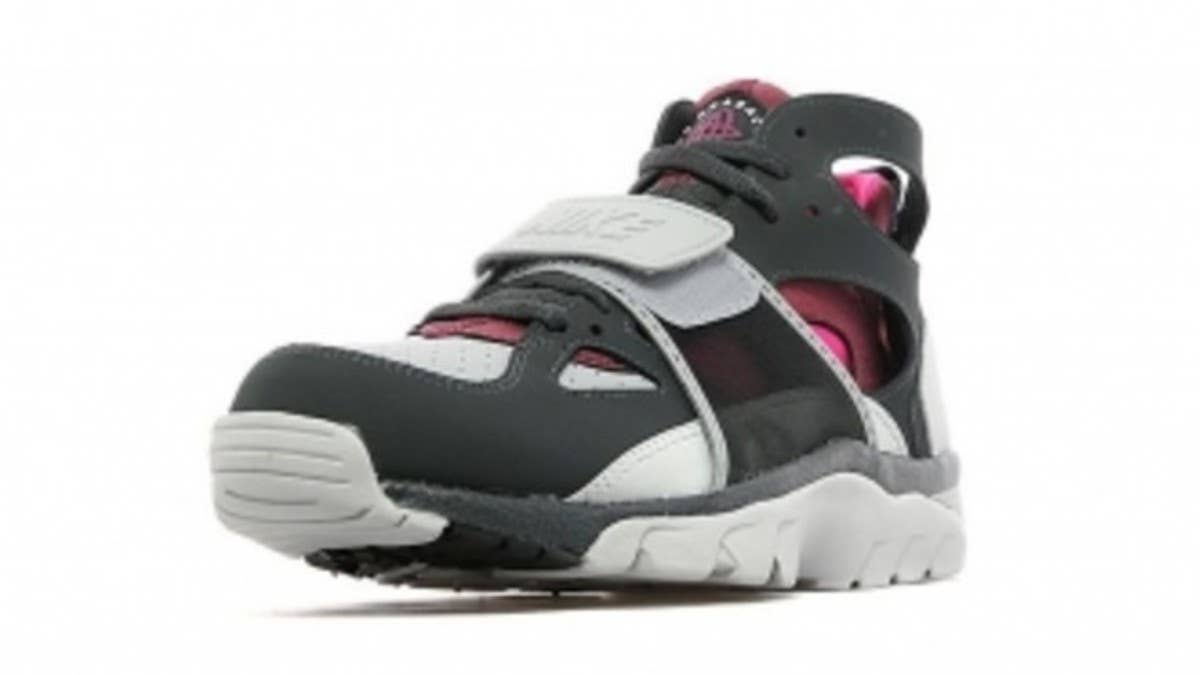 JD Sports is first on the scene with an all-new colorway of the Nike Air Trainer Huarache.