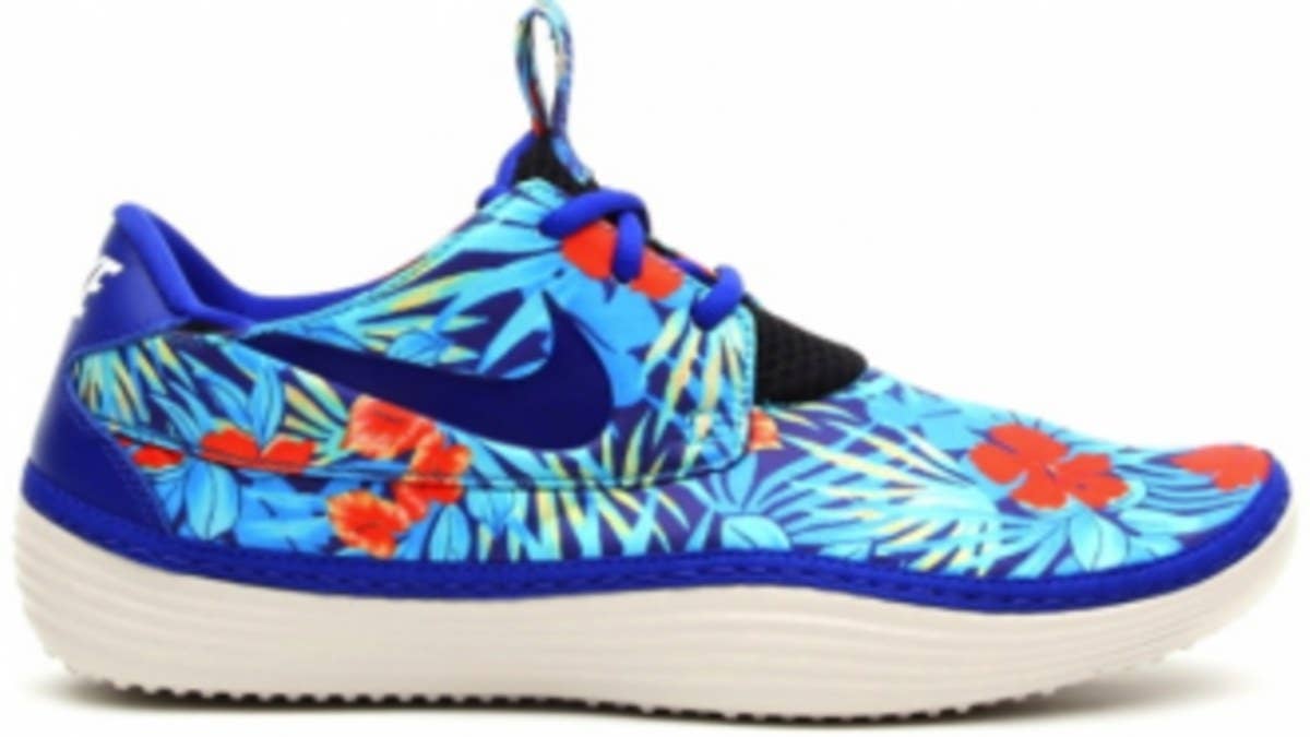 The Nike Solarsoft Moccasin "Floral Pack" continues with another vivid colorway, this time in Old Royal / Crystal Mint.
