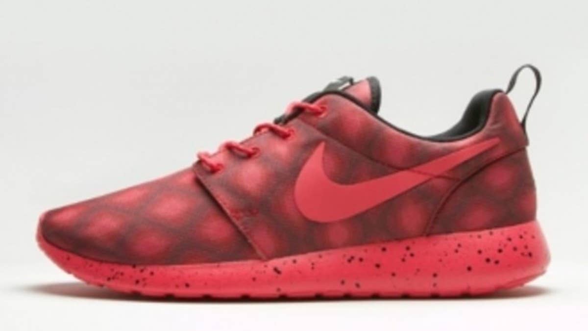 NIKEiD finally offers new graphic options for use on the much loved Roshe Run by Nike Sportswear.