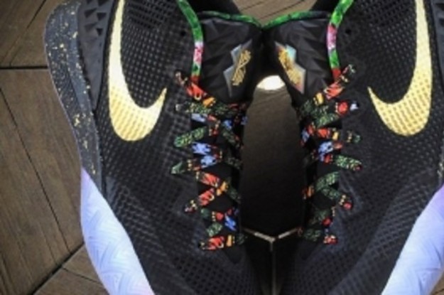 kyrie captain crunch shoes