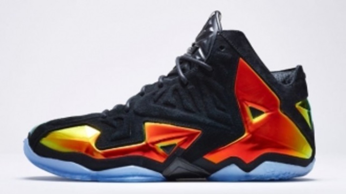 An Official Look at the 'King's Crown' Nike LeBron 11 EXT | Complex