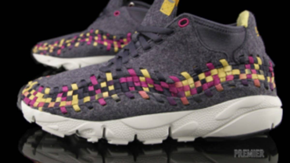 The Nike Air Footscape Woven Chukka "Wool Pack" continues its stateside release this week with the new Grid Iron / Gold colorway.