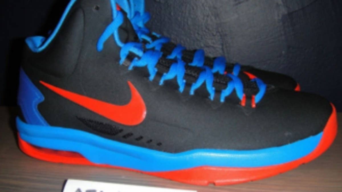 The young ones will also be able to hit the court in Kevin Durant's latest signature shoe with the "Away" KD V also on its way in grade school sizes.  