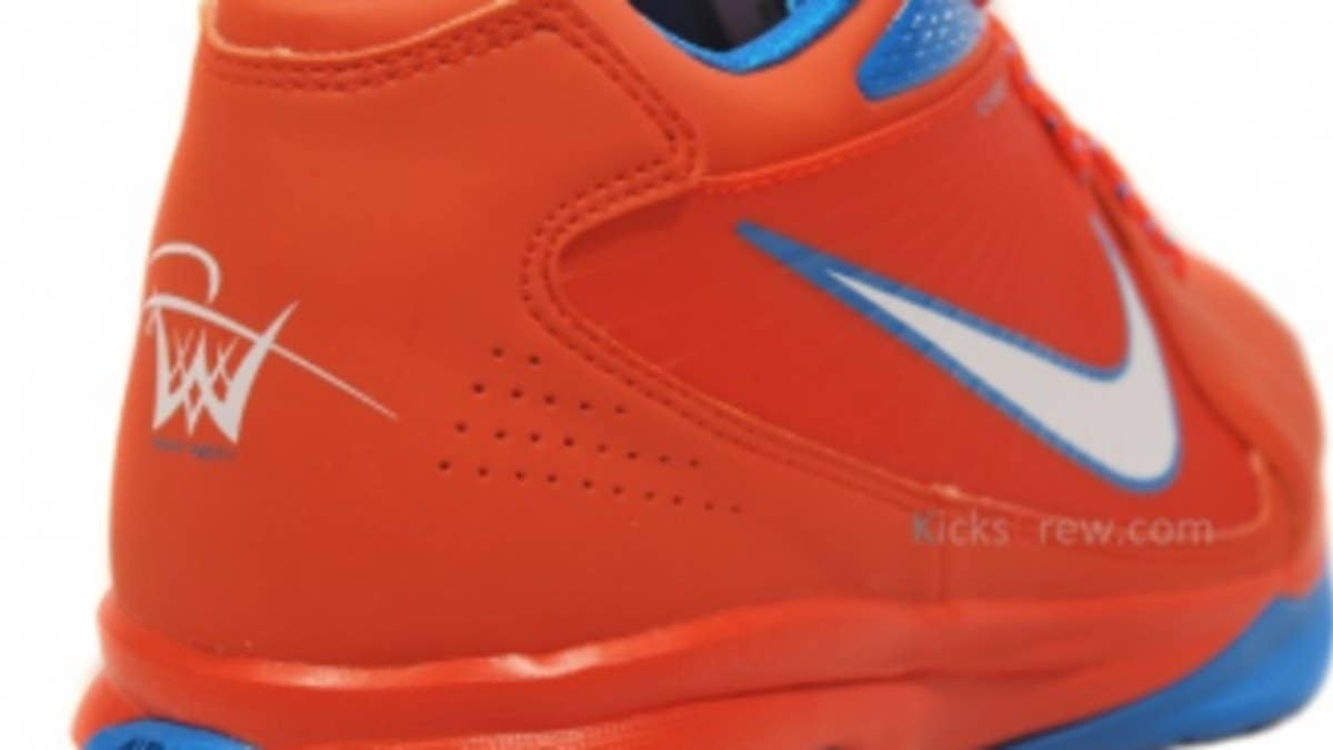 Russell Westbrook's Player Edition Air Max Flight '11 gets the 'Creamsicle' treatment.