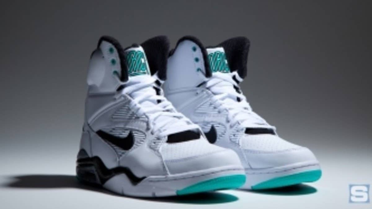 This OG Command Force colorway finally has a release date.
