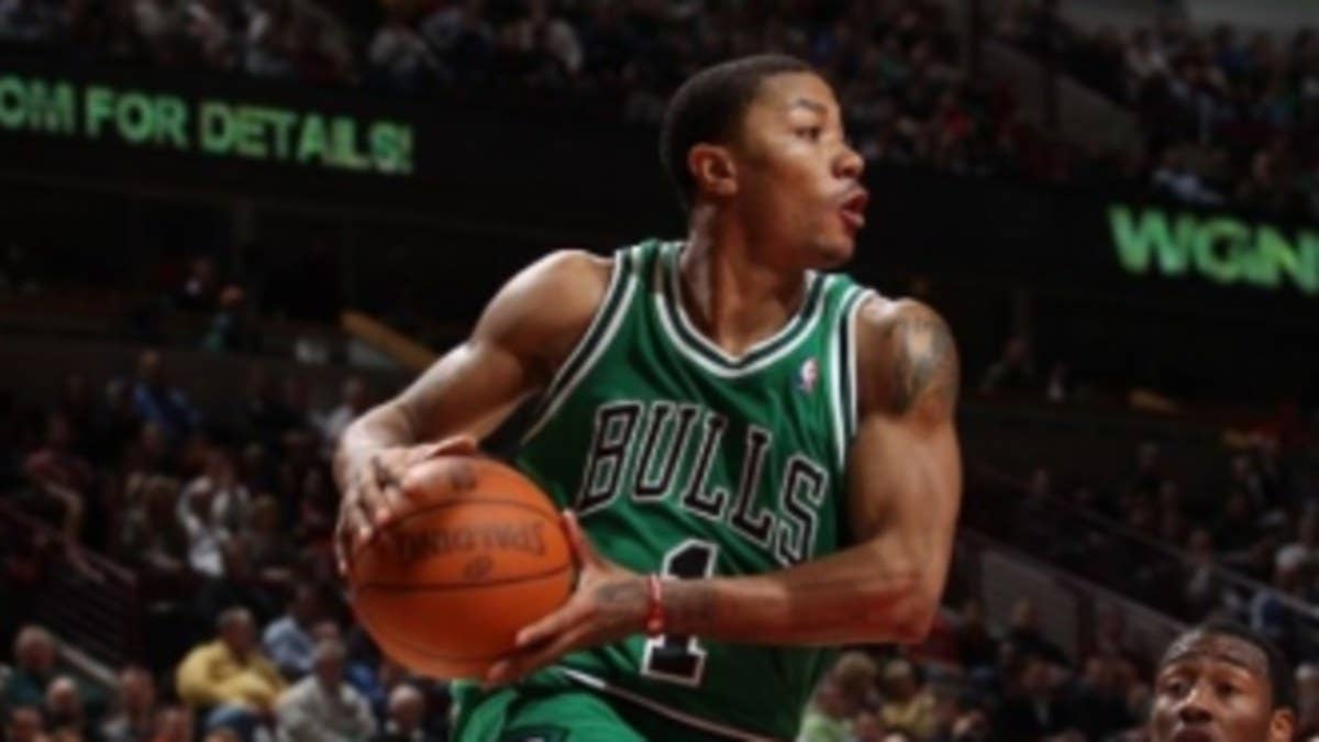 Rose wears green to lead the Bulls to the top spot in the East.