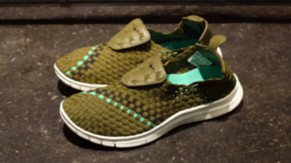 A closer look at the upcoming "Khaki" colorway of the new Nike Free Woven, the modern update to the classic Air Woven.