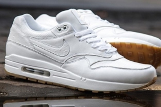'White Ostrich' Nike Air Max 1s Just Released | Complex