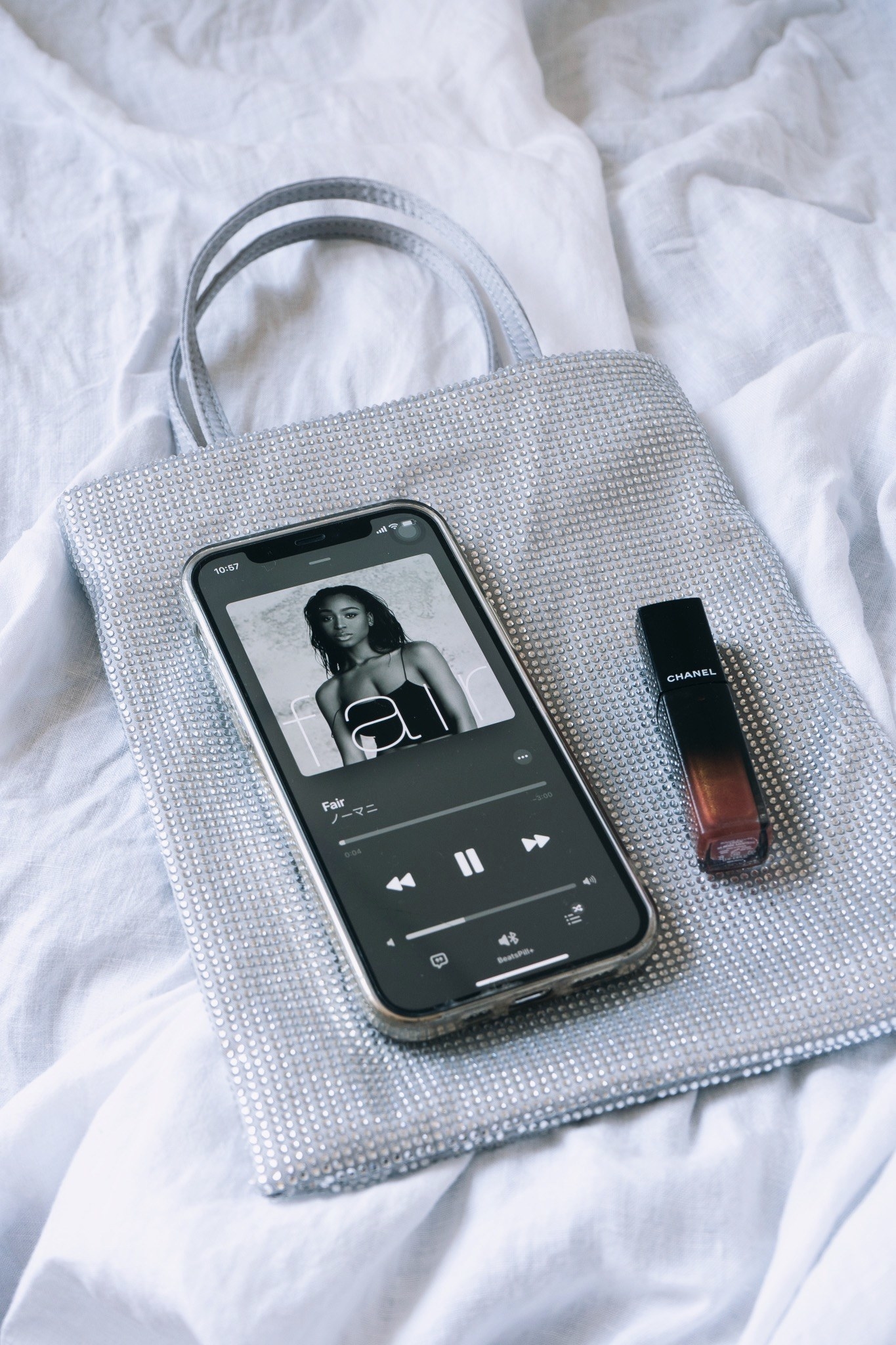 ZARAのオススメバッグ「ラインストーン ミニトートバッグ」