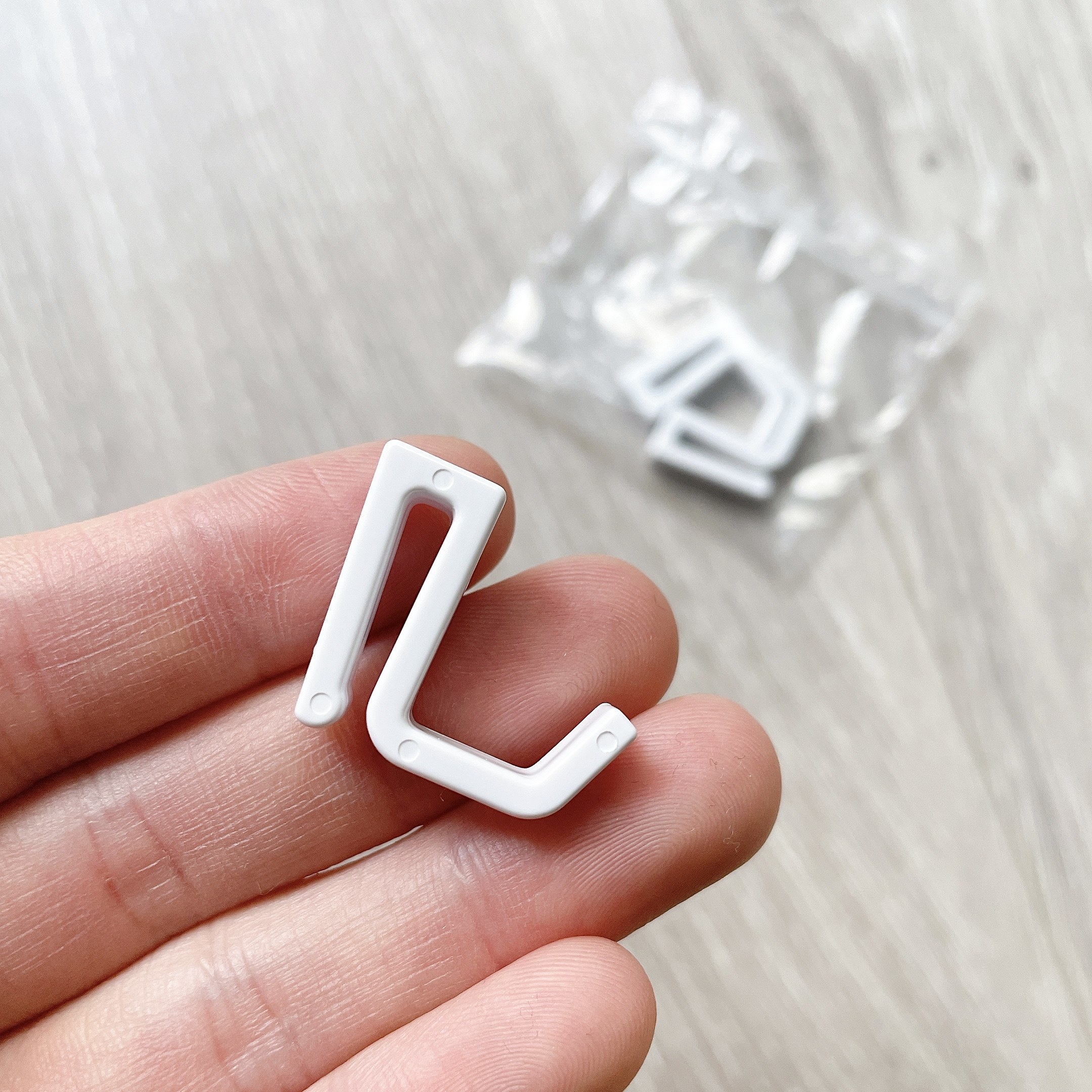 LOFT(ロフト)のおすすめのアイテム「マグネット洗濯ハンガー収納ラック ホワイト tower(タワー)」