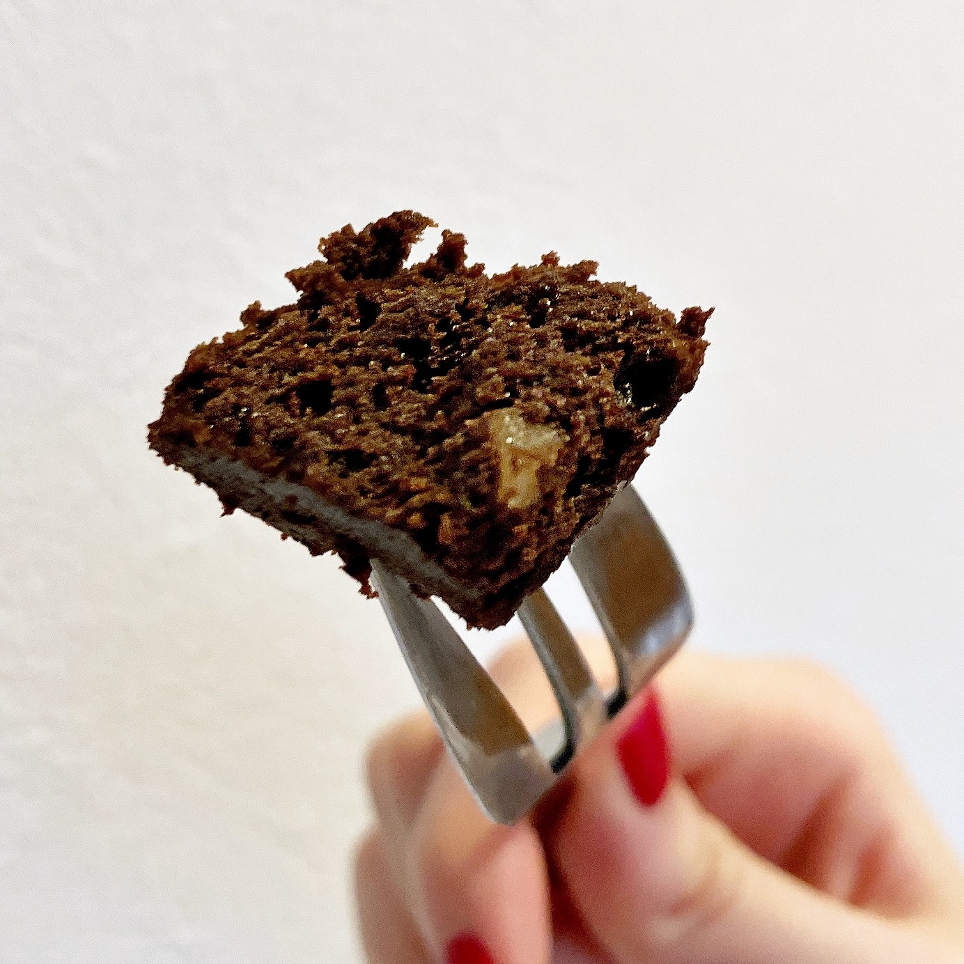 ミニストップのおすすめスイーツ「おもちCAKEガトーショコラ」