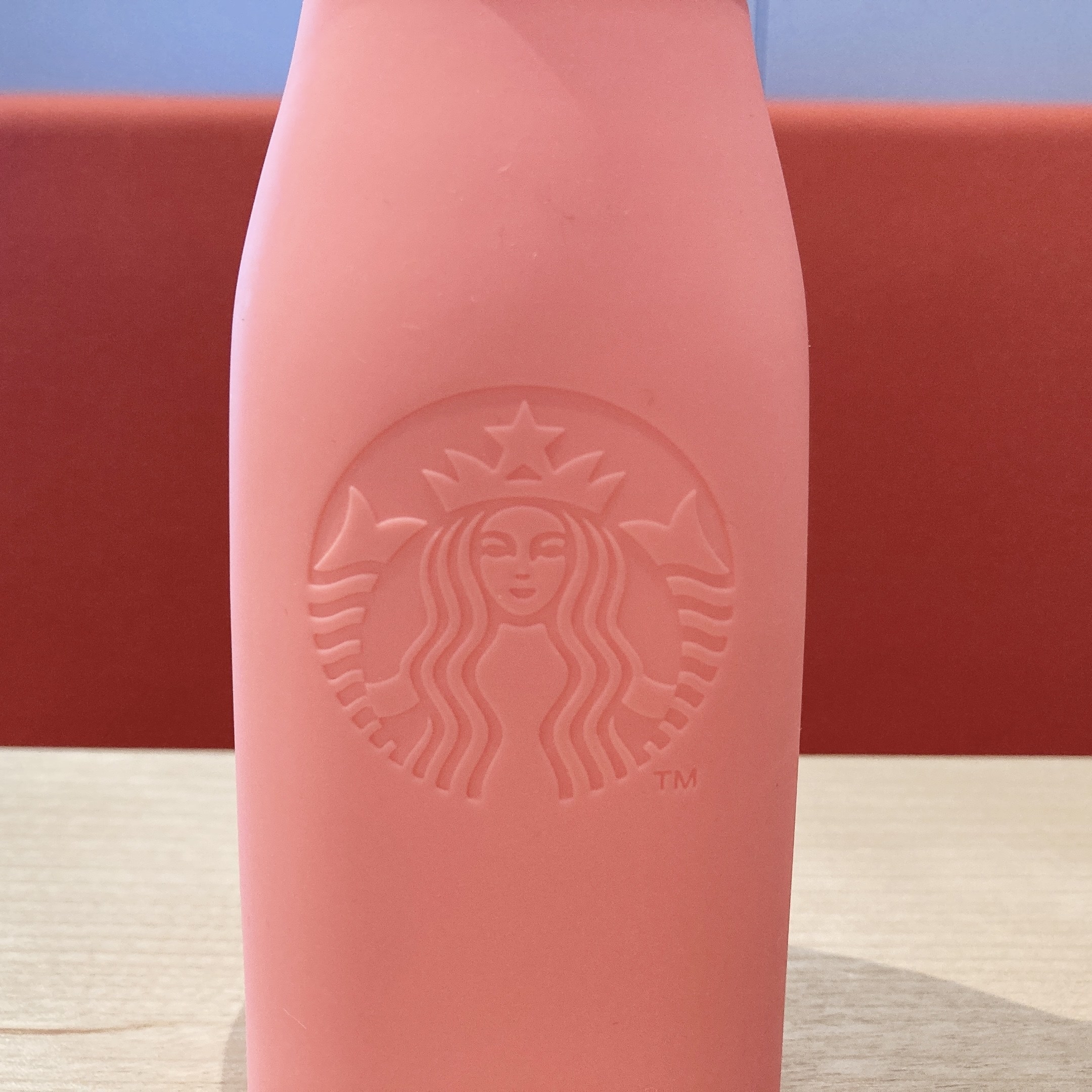 Starbucks Coffee（スターバックスコーヒー）のおすすめボトル「おりたたみシリコンボトルコーラルピンク355ml」